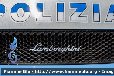 Lamborghini Gallardo
Polizia di Stato
Polizia Stradale
Polizia F8743

In esposizione al
50° ANPS
Parole chiave: Lamborghini Gallardo POLIZIAF8743