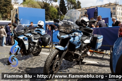 BMW F 700 GS
Polizia di Stato
Squadra Volante
Questura di Roma
POLIZIA G2461

172° Polizia di Stato
Parole chiave: BMW F_700_GS POLIZIAG2461