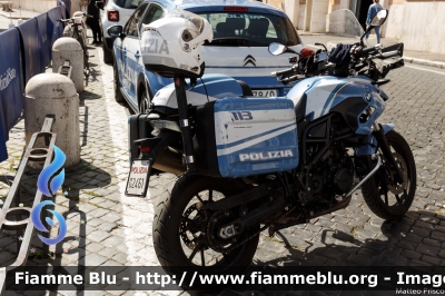 BMW F 700 GS
Polizia di Stato
Squadra Volante
Questura di Roma
POLIZIA G2461

172° Polizia di Stato
Parole chiave: BMW F_700_GS POLIZIAG2461