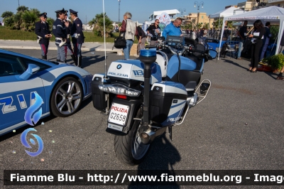 Bmw R1200RT II serie
Polizia di Stato
Polizia Stradale
POLIZIA G2658

in esposizione al
50° ANPS
Parole chiave: Bmw R1200RT_IIserie POLIZIAG2658