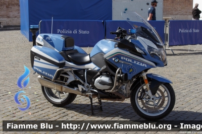 Bmw R1200RT II serie
Polizia di Stato
Polizia Stradale
POLIZIA G2902

172° Polizia di Stato
Parole chiave: Bmw R1200RT_IIserie POLIZIAG2902