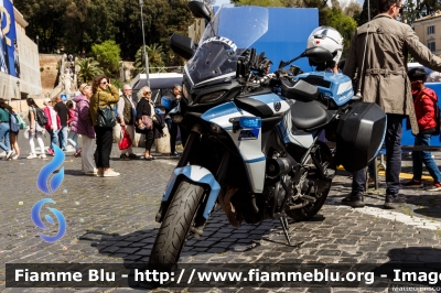 Yamaha Tracer 9
Polizia di Stato
Squadra Volante
POLIZIA G3432
Questura di Roma

172° Polizia di Stato
Parole chiave: Yamaha Tracer_9 POLIZIAG3432