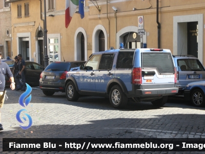 Land Rover Discovery 3
Polizia di Stato
Reparto Mobile di Roma
POLIZIA H0001
Parole chiave: Land_Rover Discovery_3 poliziaH0001