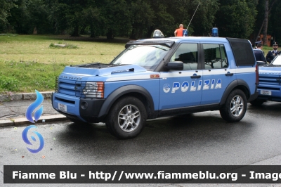 Land Rover Discovery 3
Polizia di Stato
Reparto Mobile
Polizia H0004
Parole chiave: Land_Rover Discovery_3 POLIZIAH0004