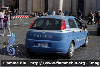 Fiat Grande Punto
Polizia di Stato
POLIZIA H0242
Parole chiave: Fiat Grande_Punto POLIZIAH0242