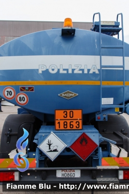 Iveco EuroCargo 180E30 III serie
Polizia di Stato
Servizio Aereo
Autorifornitore in servizio presso il 1° Reparto Volo Roma
POLIZIA H0860
Parole chiave: Iveco EuroCargo_180E30_IIIserie POLIZIAH0860