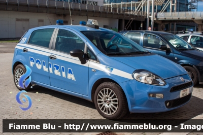 Fiat Punto VI serie
Polizia di Stato
Polizia delle Comunicazioni
POLIZIA H6522
Parole chiave: Fiat Punto_VIserie poliziah6522