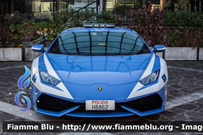 Lamborghini Huracan LP 610-4
Polizia Di Stato
Polizia Stradale
Allestimento Lamborghini
Decorazione Grafica Artlantis
POLIZIA H8862

70° Polizia Stradale
con logo celebrativo
Parole chiave: Lamborghini Huracan_LP_610-4 POLIZIAH8862