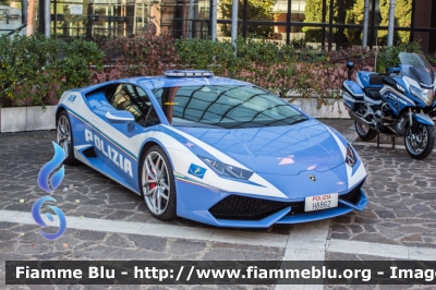 Lamborghini Huracan LP 610-4
Polizia Di Stato
Polizia Stradale
Allestimento Lamborghini
Decorazione Grafica Artlantis
POLIZIA H8862

70° Polizia Stradale
con logo celebrativo
Parole chiave: Lamborghini Huracan_LP_610-4 POLIZIAH8862