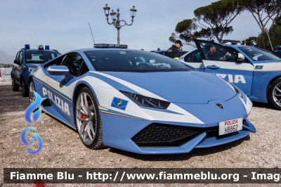 Lamborghini Huracàn LP610-4
Polizia di Stato
Polizia Stradale
Allestita Lamborghini
Decorazione grafica Artlantis
POLIZIA H8862
Parole chiave: Lamborghini Huracàn_LP610-4 POLIZIAN8862 Festa_della_Polizia_2018