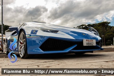 Lamborghini Huracan LP 610-4
Polizia Di Stato
Polizia Stradale
Allestimento Lamborghini
Decorazione Grafica Artlantis
POLIZIA H8862
Parole chiave: Lamborghini Huracan_LP 610-4 POLIZIAH8862