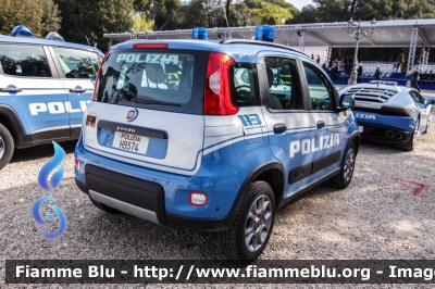 Fiat Nuova Panda 4x4 II serie
Polizia di Stato
Polizia Ferroviaria
Con logo celebrativo dei 110 anni della specialità
POLIZIA H9574
Parole chiave: Fiat Nuova_Panda_4x4_IIserie POLIZIAH9574 Festa_della_Polizia_2018