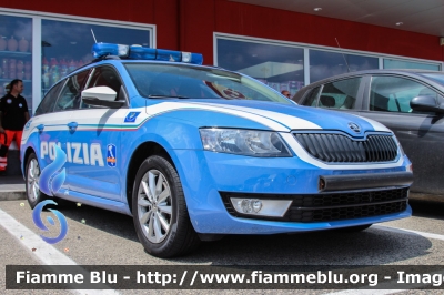 Skoda Octavia Wagon IV serie
Polizia di Stato
Polizia Autostradale in servizio sulla rete Autostrade per l'Italia SPA
Allestimento Focaccia
POLIZIA M0450

 campagna #seisicuro 2019
Parole chiave: Skoda Octavia_Wagon_IVserie POLIZIAM0450