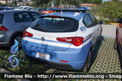 Alfa Romeo Nuova Giulietta restyle 
Polizia di Stato
Questura di Genova
Allestita NCT Nuova Carrozzeria Torinese
POLIZIA M1390
Parole chiave: Alfa_Romeo Nuova_Giulietta_restyle POLIZIAM1390 Reas_2019