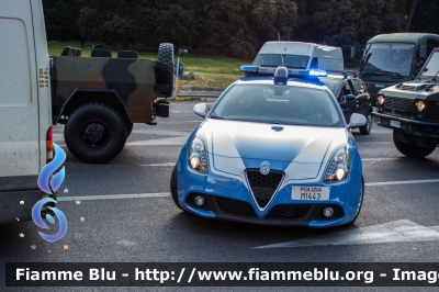 Alfa-Romeo Nuova Giulietta restyle
olizia di Stato
Squadra Volante
Allestita NCT Nuova Carrozeria Torinese
POLIZIA M1443
Parole chiave: Alfa-Romeo Nuova_Giulietta_restyle POLIZIAM1443