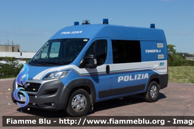 Fiat Ducato X290
Polizia di Stato
Unità Cinofile
POLIZIA M2201
Parole chiave: Fiat Ducato_X290 POLIZIAM2201