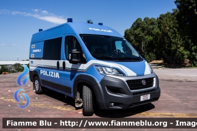 Fiat Ducato X290
Polizia di Stato
Unità Cinofile
POLIZIA M2201
Parole chiave: Fiat Ducato_X290 POLIZIAM2201