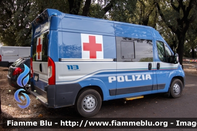 Fiat Ducato X290
Polizia di Stato
Servizio Sanitario
Nuova Livrea
Allestita Boneschi
Decorazione Grafica Artlantis
POLIZIA M2210
Parole chiave: Fiat Ducato_X290 POLIZIAM2210 Ambulanza Festa_Della_Polizia_2018