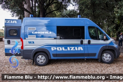 Fiat Ducato X290
Polizia di Stato
Unità Cinofile
POLIZIA M2868
Parole chiave: Fiat Ducato_X290 POLIZIAM2868 Festa_della_Polizia_2018