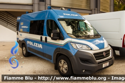 Fiat Ducato X290
Polizia di Stato
Unità Cinofile
POLIZIA M2868
Parole chiave: Fiat Ducato_X290 POLIZIAM2868