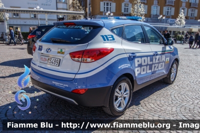 Hyundai iX35 Fuel Cell
Polizia di Stato
Polizia Stradale in servizio sulla A22 Modena-Brennero
POLIZIA M3489
Parole chiave: Hyundai iX35_Fuel_Cell POLIZIAM3489