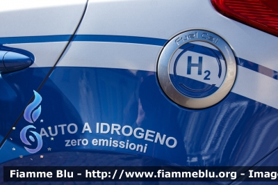 Hyundai iX35 Fuel Cell
Polizia di Stato
Polizia Stradale in servizio sulla A22 Modena-Brennero
POLIZIA M3489
Parole chiave: Hyundai iX35_Fuel_Cell POLIZIAM3489