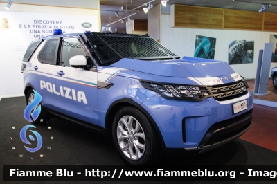 Land Rover Discovery 5
Polizia di Stato
Reparto Mobile
Allestimento Elevox
Decorazione Grafica Artlantis
POLIZIA M3816
Parole chiave: Land_Rover Discovery_5 POLIZIAM3816