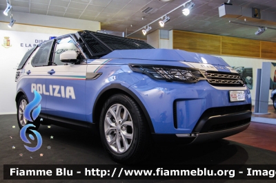 Land Rover Discovery 5
Polizia di Stato
Reparto Mobile
Allestimento Elevox
Decorazione Grafica Artlantis
POLIZIA M3816
Parole chiave: Land_Rover Discovery_5 POLIZIAM3816