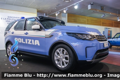 Land Rover Discovery 5
Polizia di Stato
Reparto Mobile
Allestimento Elevox
Decorazione Grafica Artlantis
POLIZIA M3816
Parole chiave: Land_Rover Discovery_5 POLIZIAM3816