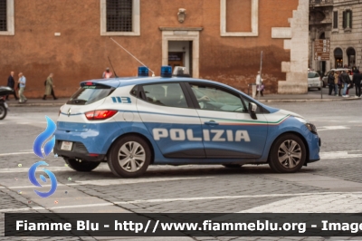 Renault Clio lV serie
Polizia di Stato
assegnate ai Commissariati/Questure
posti di PS c/o aeroporti-porti-frontiere
allestimento Focaccia Group
POLIZIA M0831
Parole chiave: Renault Clio_lV_serie poliziaM0831