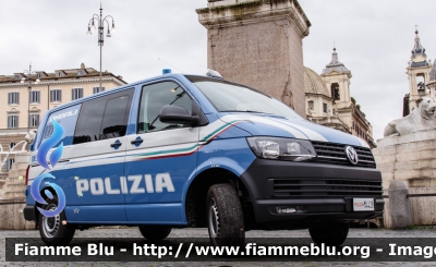 Volkswagen Transporter T6
Polizia di Stato
Unita' Cinofile
Allestimento BAI
POLIZIA M4428
Parole chiave: Volkswagen Transporter_T6 PSM4428