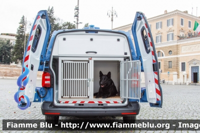 Volkswagen Transporter T6
Polizia di Stato
Unita' Cinofile
Allestimento BAI
POLIZIA M4428
Parole chiave: Volkswagen Transporter_T6 PSM4428