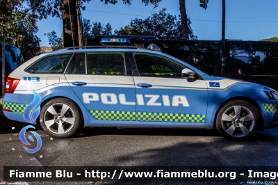 Skoda Octavia Wagon V serie
Polizia di Stato
Polizia Stradale
Allestimento Focaccia
Decorazione Grafica Artlantis
POLIZIA M5221
Parole chiave: Skoda Octavia_Wagon_Vserie POLIZIAM5221