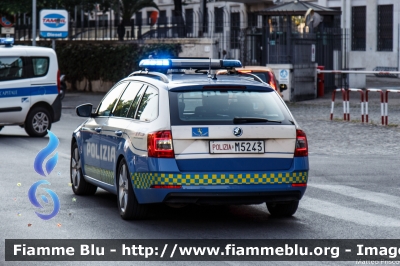 Skoda Octavia Wagon V serie
Polizia di Stato
Polizia Stradale
Allestimento Focaccia
Decorazione Grafica Artlantis
POLIZIA M5243
Parole chiave: Skoda Octavia_Wagon_Vserie POLIZIAM5243