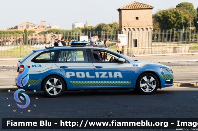 Skoda Octavia Wagon V serie
Polizia di Stato
Polizia Stradale
Allestimento Focaccia
Decorazione Grafica Artlantis
POLIZIA M5243
Parole chiave: Skoda Octavia_Wagon_Vserie POLIZIAM5243