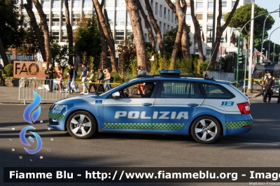 Skoda Octavia Wagon V serie
Polizia di Stato
Polizia Stradale
Allestimento Focaccia
Decorazione Grafica Artlantis
POLIZIA M5243
Parole chiave: Skoda Octavia_Wagon_Vserie POLIZIAM5243