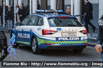 Skoda Superb Wagon III serie restyle
Polizia di Stato
Polizia Stradale
Decorazione Grafica Artlantis
POLIZIA M6352
Parole chiave: Skoda Superb_Wagon_IIIserie_restyle POLIZIAM6352