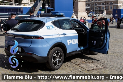 Alfa Romeo Tonale
Polizia di Stato
Squadra Volante
Allestimento FCA
POLIZIA M8241

172° Polizia di Stato
Parole chiave: Alfa_Romeo Tonale POLIZIAM8241