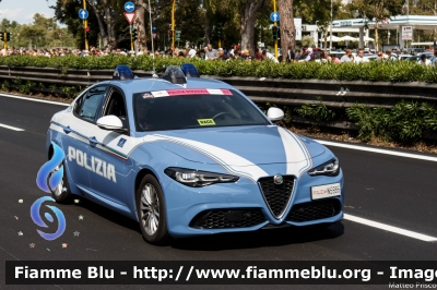 Alfa Romeo Nuova Giulia Q4 Restyle
Polizia di Stato
Polizia Stradale
POLIZIA N5986
In Scorta al Giro D’Italia 2024
Auto 02
Parole chiave: Alfa_Romeo Nuova_Giulia_Q4_Restyle POLIZIAN5986