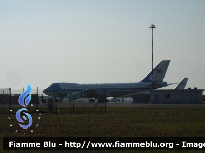 Boeing B747-200
United States of America - Stati Uniti d'America
US Air Force
aereo presidenziale
"Air Force One"
29000
Parole chiave: boeing B747-200