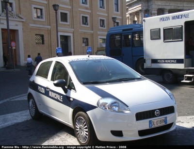 Fiat Grande Punto
Polizia Municipale Roma
Parole chiave: Fiat Grande Punto