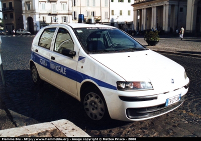 Fiat Punto II serie
Polizia Municipale
Ariccia
Parole chiave: fiat punto_IIserie