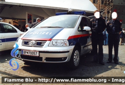 Volkswagen Sharan II serie
Österreich - Austria
Bundespolizei
Polizia di Stato
BP 70057
Parole chiave: volkswagen sharan_IIserie bp70057