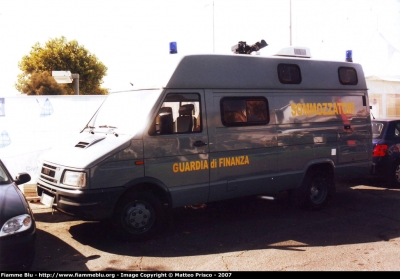 Iveco Daily II serie
Guardia di Finanza
Nucleo Sommozzatori
Allestimento Elevox
GdiF 039 AN
Parole chiave: iveco daily_IIserie gdif039an