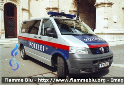 Volkswagen Transporter T5
Österreich - Austria
Bundespolizei
Polizia di Stato
BP 10352
Parole chiave: Volkswagen Transporter_T5