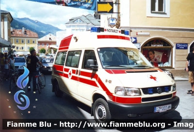 Volkswagen Transporter T4 restyle
Österreich - Austria
Österreichische Rote Kreuz
Bezirksstelle Lienz (Tirol)
Croce Rossa Lienz
Parole chiave: Volkswagen Transporter_T4_restyle Ambulanza