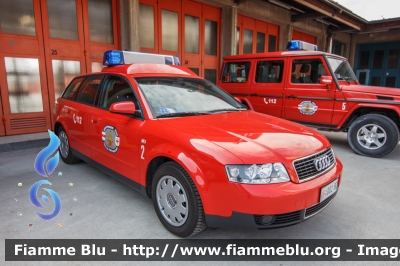 Audi A4 Avant III serie
Vigili del Fuoco
Corpo Permanente di Bolzano
Berufsfeuerwehr Bozen
-Autocomando-
VF 001 BZ
Parole chiave: Audi A4_Avant_IIIserie VF001BZ