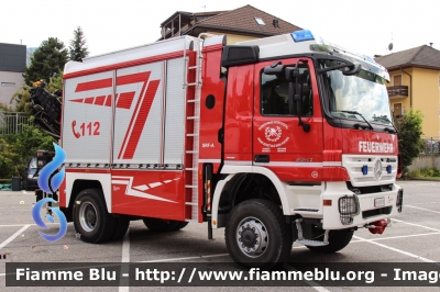 Mercedes-Benz Actros 2041 4x4 II serie
Vigili del Fuoco
Unione Distrettuale Bassa Val Pusteria (BZ)
Bezirksverband Unterpustertal
Veicolo ospitato dal Corpo di Brunico
Allestimento Brandschutz
VF 01F BZ
Parole chiave: Mercedes-Benz Actros_2041_4x4_IIserie VF01FBZ