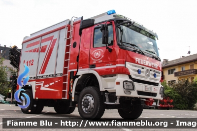 Mercedes-Benz Actros 2041 4x4 II serie
Vigili del Fuoco
Unione Distrettuale Bassa Val Pusteria (BZ)
Bezirksverband Unterpustertal
Veicolo ospitato dal Corpo di Brunico
Allestimento Brandschutz
VF 01F BZ
Parole chiave: Mercedes-Benz Actros_2041_4x4_IIserie VF01FBZ