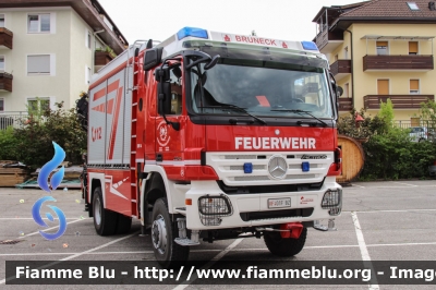 Mercedes-Benz Actros 2041 4x4 II serie
Vigili del Fuoco
Unione Distrettuale Bassa Val Pusteria (BZ)
Bezirksverband Unterpustertal
Veicolo ospitato dal Corpo di Brunico
Allestimento Brandschutz
VF 01F BZ
Parole chiave: Mercedes-Benz Actros_2041_4x4_IIserie VF01FBZ